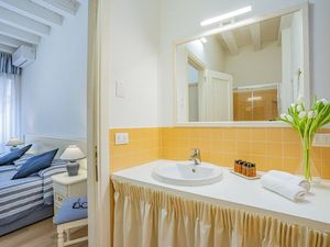 23588727-Ferienwohnung-4-Venedig-300x225-1