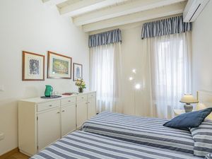 23588727-Ferienwohnung-4-Venedig-300x225-4