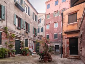 23664428-Ferienwohnung-3-Venedig-300x225-3