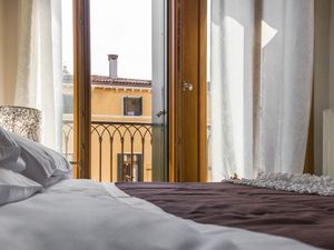 23878126-Ferienwohnung-4-Venedig-300x225-3