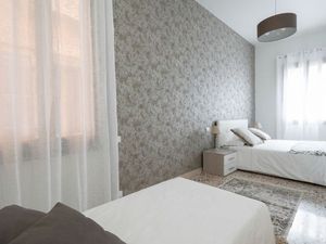 23878123-Ferienwohnung-10-Venedig-300x225-2