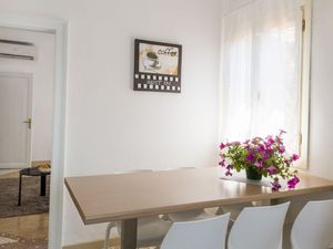 23878125-Ferienwohnung-5-Venedig-300x225-2