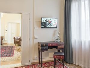 23878131-Ferienwohnung-2-Venedig-300x225-3