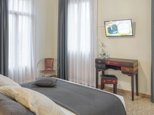 23878128-Ferienwohnung-2-Venedig-300x225-4