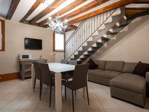 23878130-Ferienwohnung-4-Venedig-300x225-5