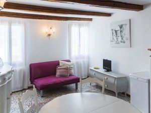 23878133-Ferienwohnung-6-Venedig-300x225-4