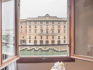 23878135-Ferienwohnung-2-Venedig-300x225-5