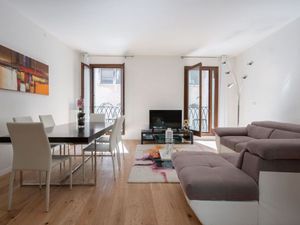 23878144-Ferienwohnung-4-Venedig-300x225-1