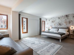 23878154-Ferienwohnung-4-Venedig-300x225-3