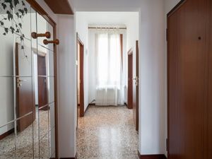 23878161-Ferienwohnung-4-Venedig-300x225-4