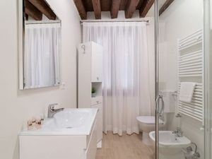 23878162-Ferienwohnung-10-Venedig-300x225-1