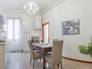 23878169-Ferienwohnung-10-Venedig-300x225-5