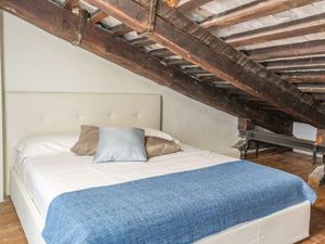 23878171-Ferienwohnung-8-Venedig-300x225-5