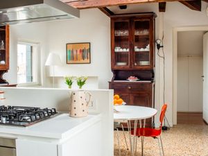 23914881-Ferienwohnung-4-Venedig-300x225-3