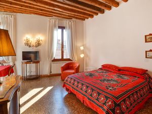 23750517-Ferienwohnung-2-Venedig-300x225-2