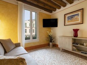 24048595-Ferienwohnung-4-Venedig-300x225-1