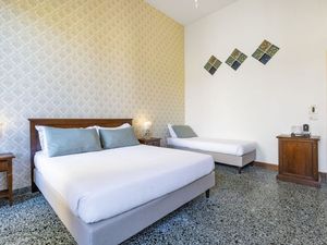 24048598-Ferienwohnung-3-Venedig-300x225-1