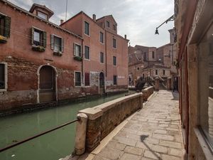 24048596-Ferienwohnung-3-Venedig-300x225-5