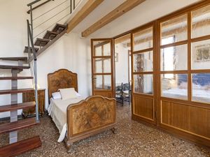 24048585-Ferienwohnung-8-Venedig-300x225-5