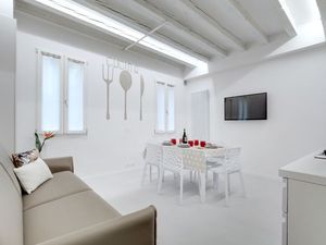 24048604-Ferienwohnung-4-Venedig-300x225-4