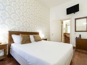 24048600-Ferienwohnung-2-Venedig-300x225-2