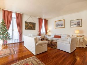 24048610-Ferienwohnung-7-Venedig-300x225-0