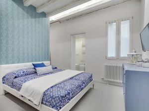 24048604-Ferienwohnung-4-Venedig-300x225-3