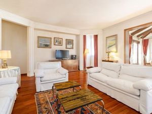 24048610-Ferienwohnung-7-Venedig-300x225-4