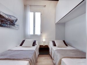 24048616-Ferienwohnung-6-Venedig-300x225-3