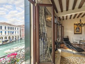 24048619-Ferienwohnung-6-Venedig-300x225-2