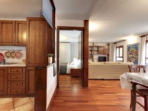 24048618-Ferienwohnung-6-Venedig-300x225-4