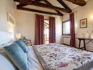 24048610-Ferienwohnung-7-Venedig-300x225-2