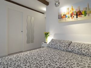 24048614-Ferienwohnung-2-Venedig-300x225-4