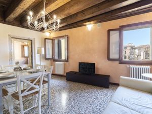 24048621-Ferienwohnung-6-Venedig-300x225-1