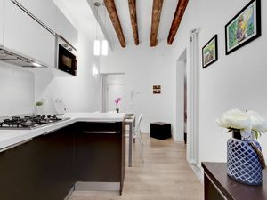 24048625-Ferienwohnung-4-Venedig-300x225-4