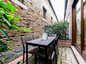 24048628-Ferienwohnung-6-Venedig-300x225-1