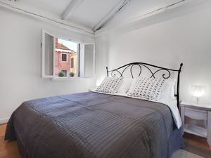 24048617-Ferienwohnung-8-Venedig-300x225-4