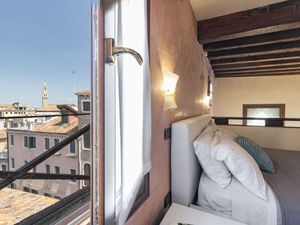 24048635-Ferienwohnung-4-Venedig-300x225-3