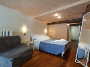 24048634-Ferienwohnung-4-Venedig-300x225-5