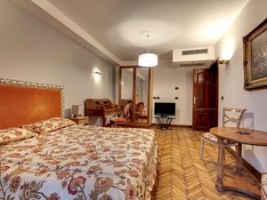 24048632-Ferienwohnung-4-Venedig-300x225-5