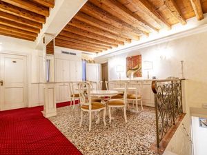 24048643-Ferienwohnung-1-Venedig-300x225-2