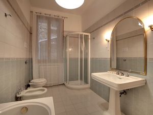 24048630-Ferienwohnung-10-Venedig-300x225-2