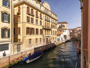 24048648-Ferienwohnung-3-Venedig-300x225-3