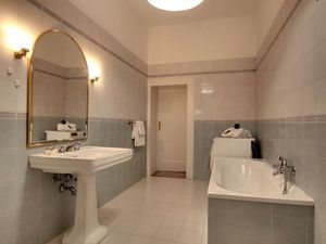 24048630-Ferienwohnung-10-Venedig-300x225-5