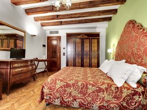 24048647-Ferienwohnung-6-Venedig-300x225-3