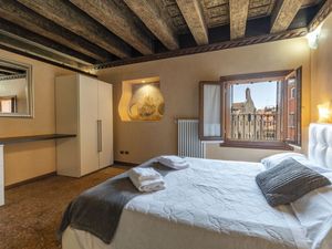 24048687-Ferienwohnung-6-Venedig-300x225-5