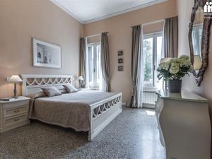 23588689-Ferienwohnung-5-Venedig-300x225-3