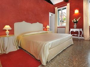 23588701-Ferienwohnung-5-Venedig-300x225-2