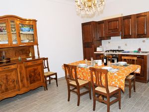 22686705-Ferienwohnung-7-Ventimiglia-300x225-5