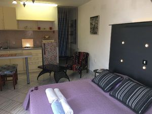 23327807-Ferienwohnung-2-Veprinac-300x225-3